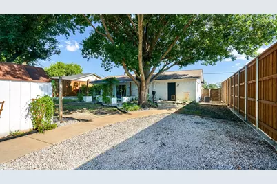 906 Pleasant Valley Road, Garland, TX 75040 - Photo 26