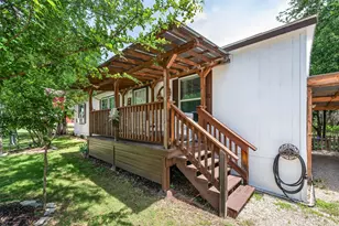 3119 Brazos River Dr, Granbury, TX 76048 - Photo 4