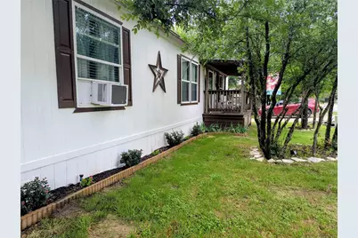3119 Brazos River Drive, Granbury, TX 76048 - Photo 4