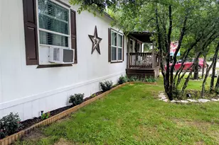 3119 Brazos River Dr, Granbury, TX 76048 - Photo 4