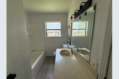 3910 Johnson Street, Greenville, TX 75401 - Photo 8