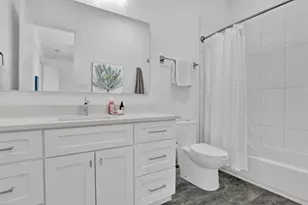 13001 Hutton Dr, Farmers Branch, TX 75234 - Photo 30