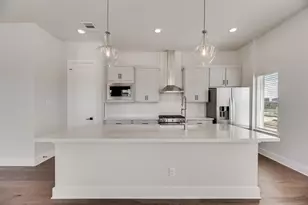 905 Ash Rd, Plano, TX 75075 - Photo 2