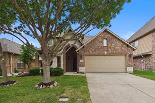 9304 Harrell Dr, McKinney, TX 75072 - Photo 2