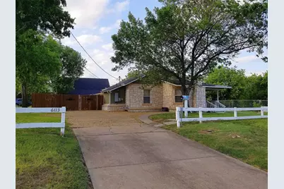 6113 Broadway Avenue, Haltom City, TX 76117 - Photo 2