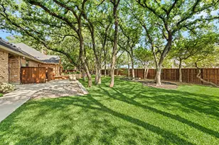 2335 Los Robles St, Grapevine, TX 76051 - Photo 34