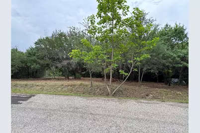 2601 Hillside Drive, Granbury, TX 76048 - Photo 4