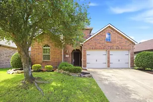 2011 Eagle Lake Dr, Forney, TX 75126 - Photo 2