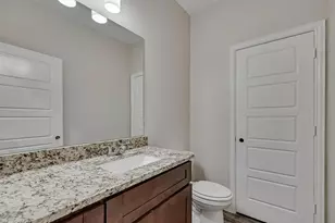 1707 Ash Crescent St, Fort Worth, TX 76104 - Photo 16