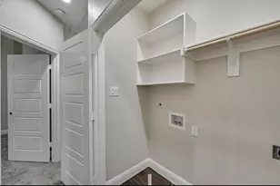 1707 Ash Crescent St, Fort Worth, TX 76104 - Photo 18