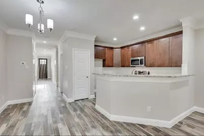 1707 Ash Crescent Street, Fort Worth, TX 76104 - Photo 2