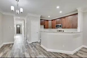 1707 Ash Crescent St, Fort Worth, TX 76104 - Photo 2