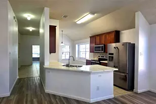 12128 Tacoma Ridge Dr, Fort Worth, TX 76244 - Photo 2