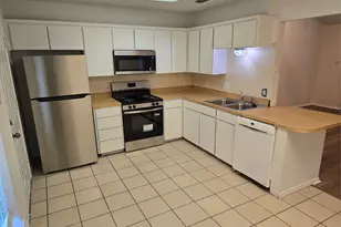 7451 N College Cir, North Richland Hills, TX 76180 - Photo 8