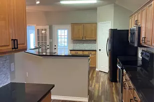 4700 Topaz Ln, Granbury, TX 76049 - Photo 6