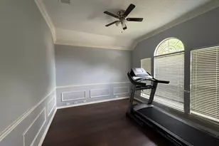 9304 Western Trail, Irving, TX 75063 - Photo 8