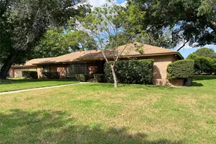 4109 Angus Dr, Fort Worth, TX 76116 - Photo 2