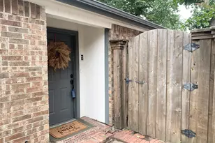914 Azalia Dr, Lewisville, TX 75067 - Photo 2