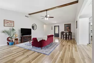 2137 Village Green Dr, Garland, TX 75044 - Photo 8