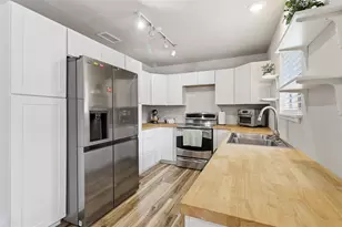 2137 Village Green Dr, Garland, TX 75044 - Photo 14
