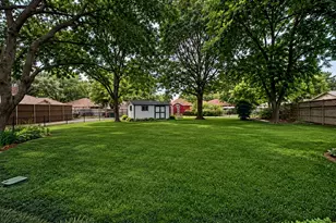 1609 Iowa Dr, Plano, TX 75093 - Photo 24