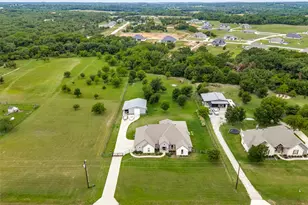 1013 Finney Dr, Weatherford, TX 76085 - Photo 4