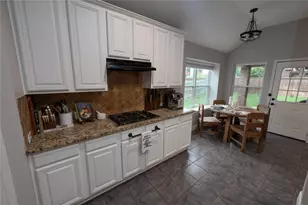 2212 Tralee Cir, McKinney, TX 75072 - Photo 10