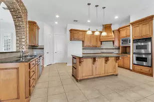 1216 Queen Peggy Ln, Lewisville, TX 75056 - Photo 10