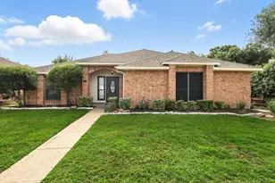5446 Meadow Vista Ln, Garland, TX 75043 - Photo 2