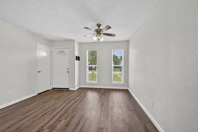 14206 Osage Drive, Balch Springs, TX 75180 - Photo 2