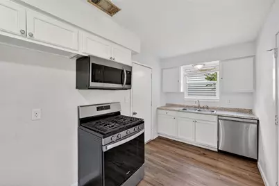 14206 Osage Drive, Balch Springs, TX 75180 - Photo 6