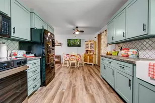 9958 Farm Road 79, Sumner, TX 75486 - Photo 10