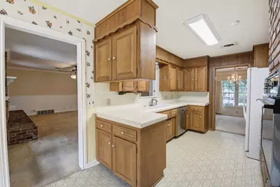 4213 Hildring Drive W, Fort Worth, TX 76109 - Photo 16