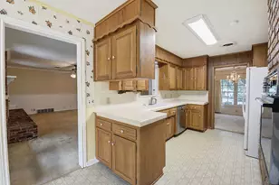 4213 Hildring Dr W, Fort Worth, TX 76109 - Photo 16