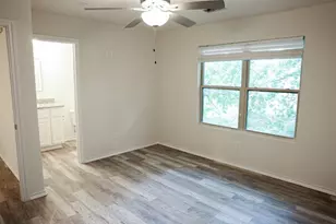 802 S 5th St, Bonham, TX 75418 - Photo 14