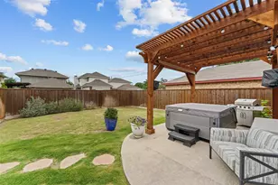 2035 Clearwater Trail, Carrollton, TX 75010 - Photo 30
