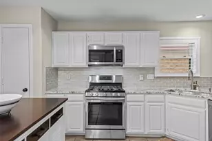 2035 Clearwater Trail, Carrollton, TX 75010 - Photo 14