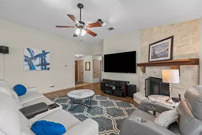 2035 Clearwater Trail, Carrollton, TX 75010 - Photo 6