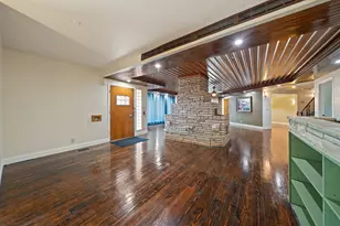 801 NW 7th Ave, Mineral Wells, TX 76067 - Photo 6