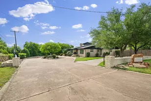 801 NW 7th Ave, Mineral Wells, TX 76067 - Photo 2