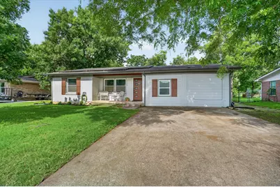 1120 Warden Street, Benbrook, TX 76126 - Photo 32