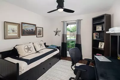 6005 Norfolk Drive, Garland, TX 75044 - Photo 32