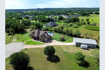 124 Carnes Court, Springtown, TX 76082 - Photo 40