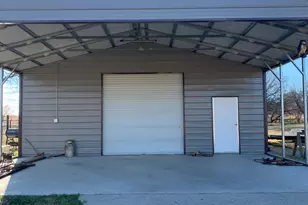 124 Carnes Ct, Springtown, TX 76082 - Photo 20