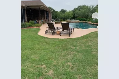 124 Carnes Court, Springtown, TX 76082 - Photo 6