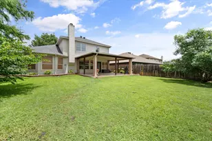 2300 Eden Green Dr, Arlington, TX 76001 - Photo 30
