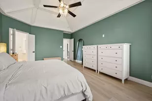 2300 Eden Green Dr, Arlington, TX 76001 - Photo 16