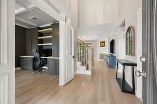 2300 Eden Green Dr, Arlington, TX 76001 - Photo 2