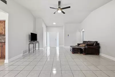 1839 Sherwood Lane, Carrollton, TX 75006 - Photo 8