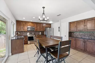 1839 Sherwood Lane, Carrollton, TX 75006 - Photo 14